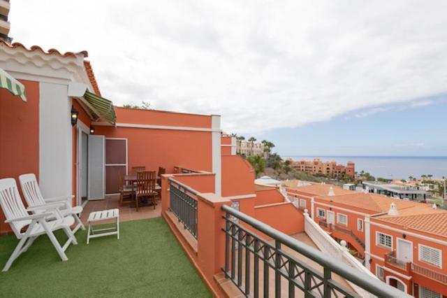 Apartamento Sara En El Veril Del Duque - Sara Vacation Адехе Екстериор снимка