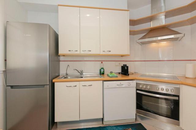 Apartamento Sara En El Veril Del Duque - Sara Vacation Адехе Екстериор снимка