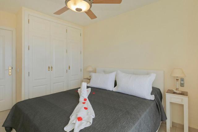 Apartamento Sara En El Veril Del Duque - Sara Vacation Адехе Екстериор снимка