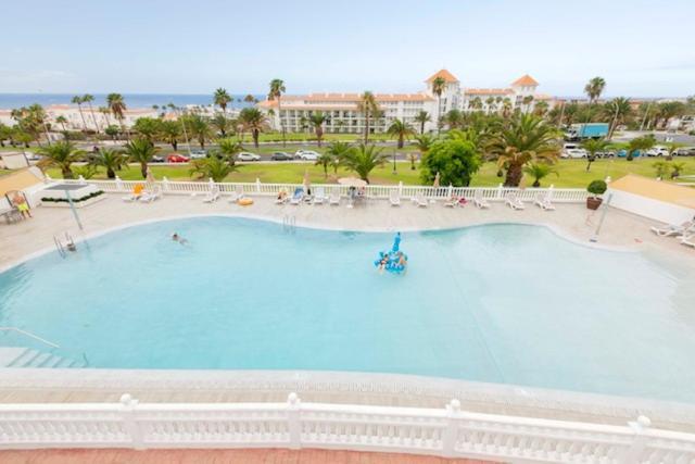 Apartamento Sara En El Veril Del Duque - Sara Vacation Адехе Екстериор снимка